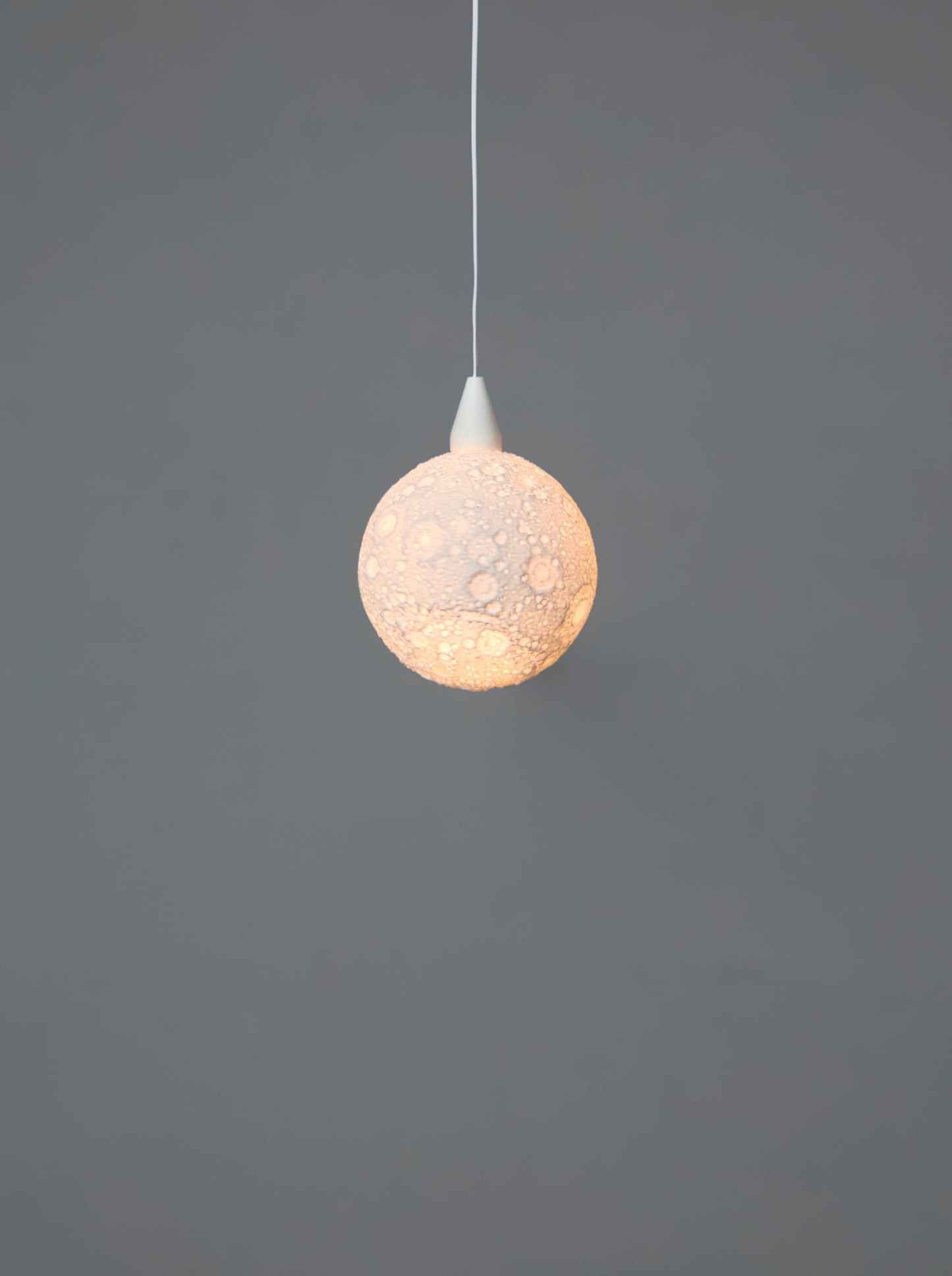 Leuchtkörper "zehn" - Mond grau